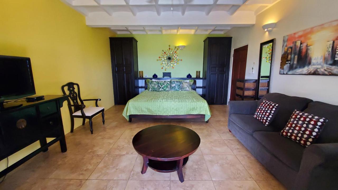 Villa Touloulou English Harbour ภายนอก รูปภาพ