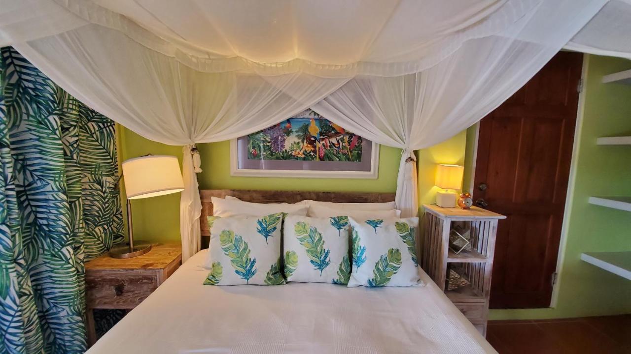 Villa Touloulou English Harbour ภายนอก รูปภาพ