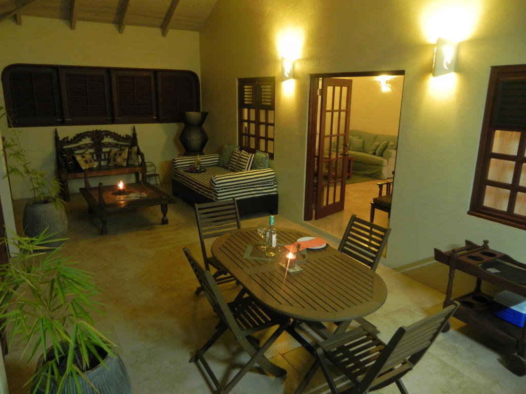 Villa Touloulou English Harbour ภายนอก รูปภาพ
